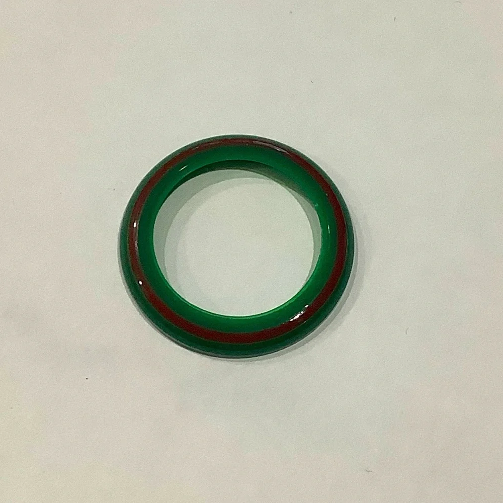 - Authentic GUCCI signature colors bezel ( no watch) - Picture 3 of 5